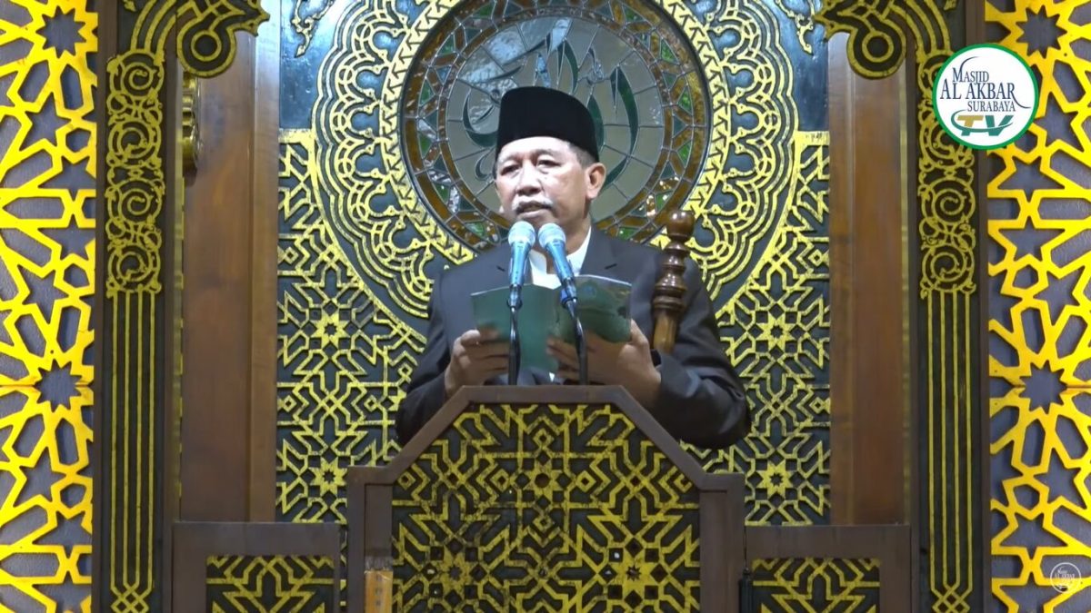 Ketua MUI Jawa Timur, Prof. Dr. KH. Abdul Halim Subahar, MA