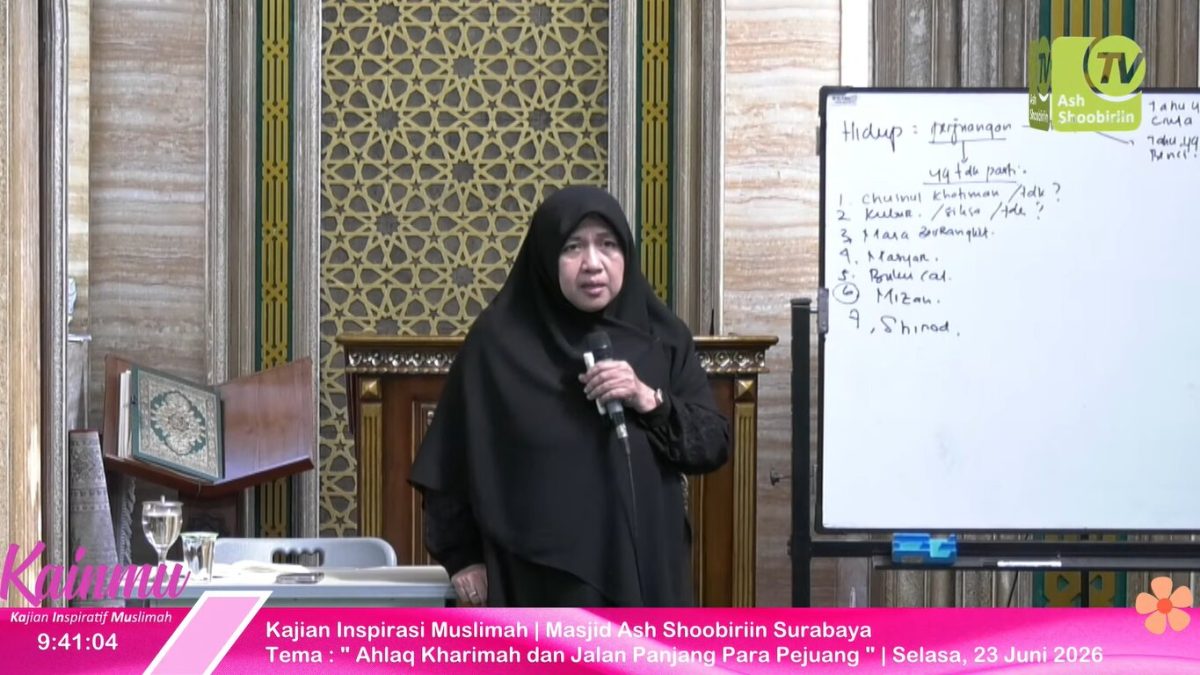 Ustadzah Evie Silfia Zubaedi