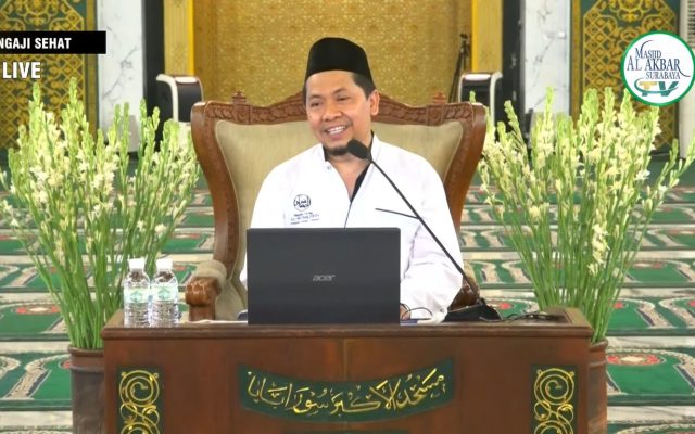 Ustadz Ahmad Susil Aji, SKM., S.Tr.Kes., seorang praktisi fisioterapi dari Rumah Sakit Umum Daerah (RSUD) Dr. Soetomo Surabaya.