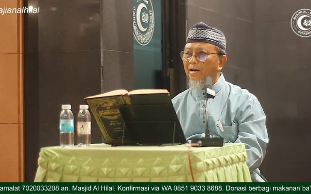 Ustadz KH. Musthofa Muntasam, Lc.,