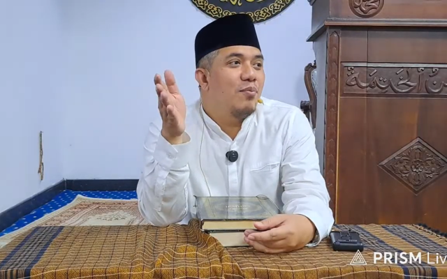 KH. Ahmad Mujab Muthohhar di Masjid Khusnul Khotimah