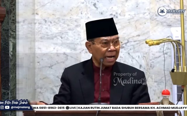 Kajian Ba'da Shubuh oleh KH. Achmad Mudjayyid