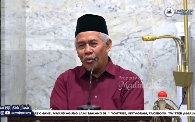 Kajian Rutin Rabu Bada Subuh oleh KH. Marzuki Mustamar