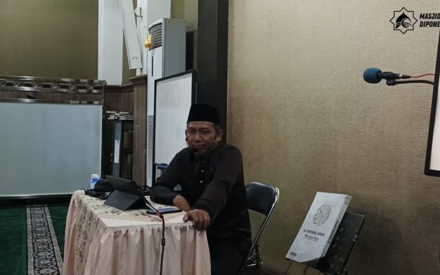Ustadz Nurul Huda