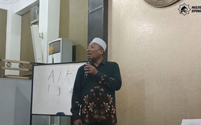 Ustadz Amrullah Muzayyin