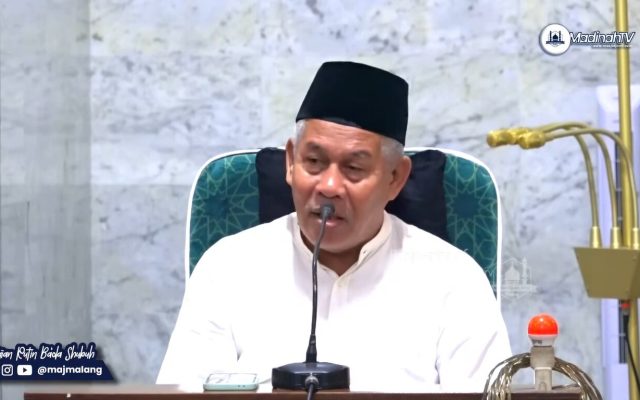 KH. Achmad Marzuki Mustamar