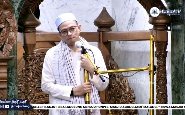 Ustadz H. Musyaffa' Asady.