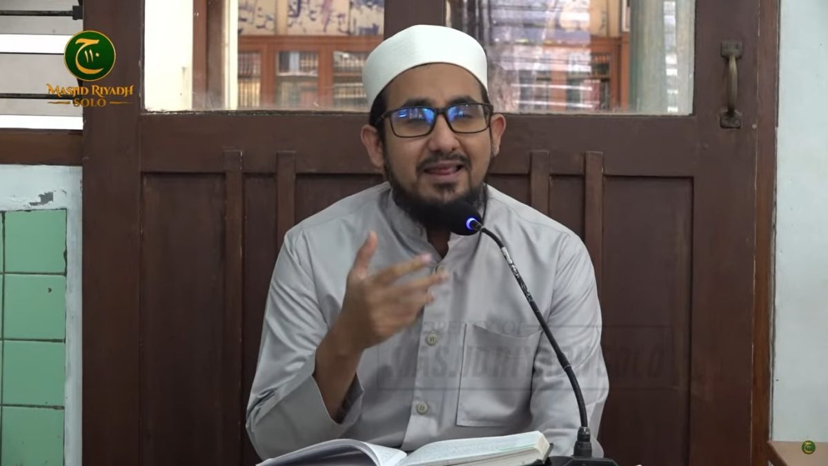 Kajian Tafsir Kitab Sofwatuttafasir Oleh Ustadz Ali bin Hasan Alhabsyi