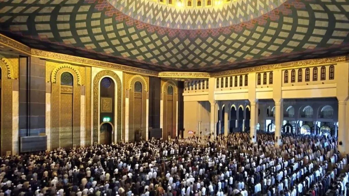 Masjid Al Akbar Surabaya